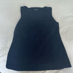 Lined blue shell top